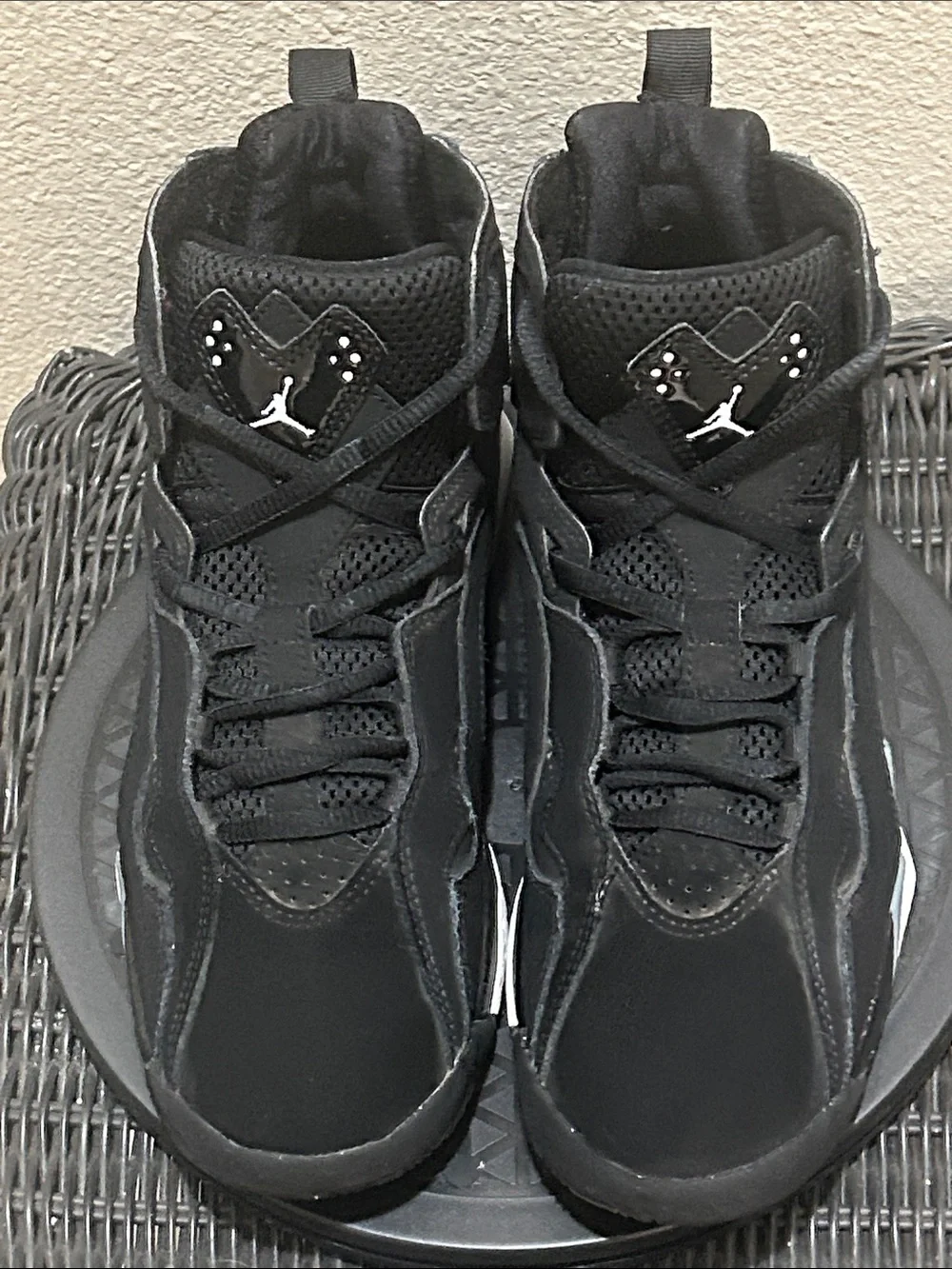 Jordan True Flight Black Metallic Silver (GS) 343795-010 - Picture 3 of 7